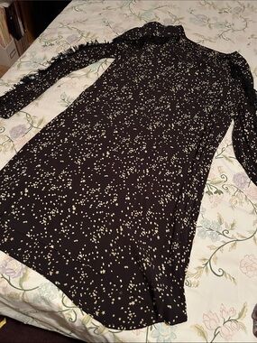 Black Star-Print Long Sleeve Dress